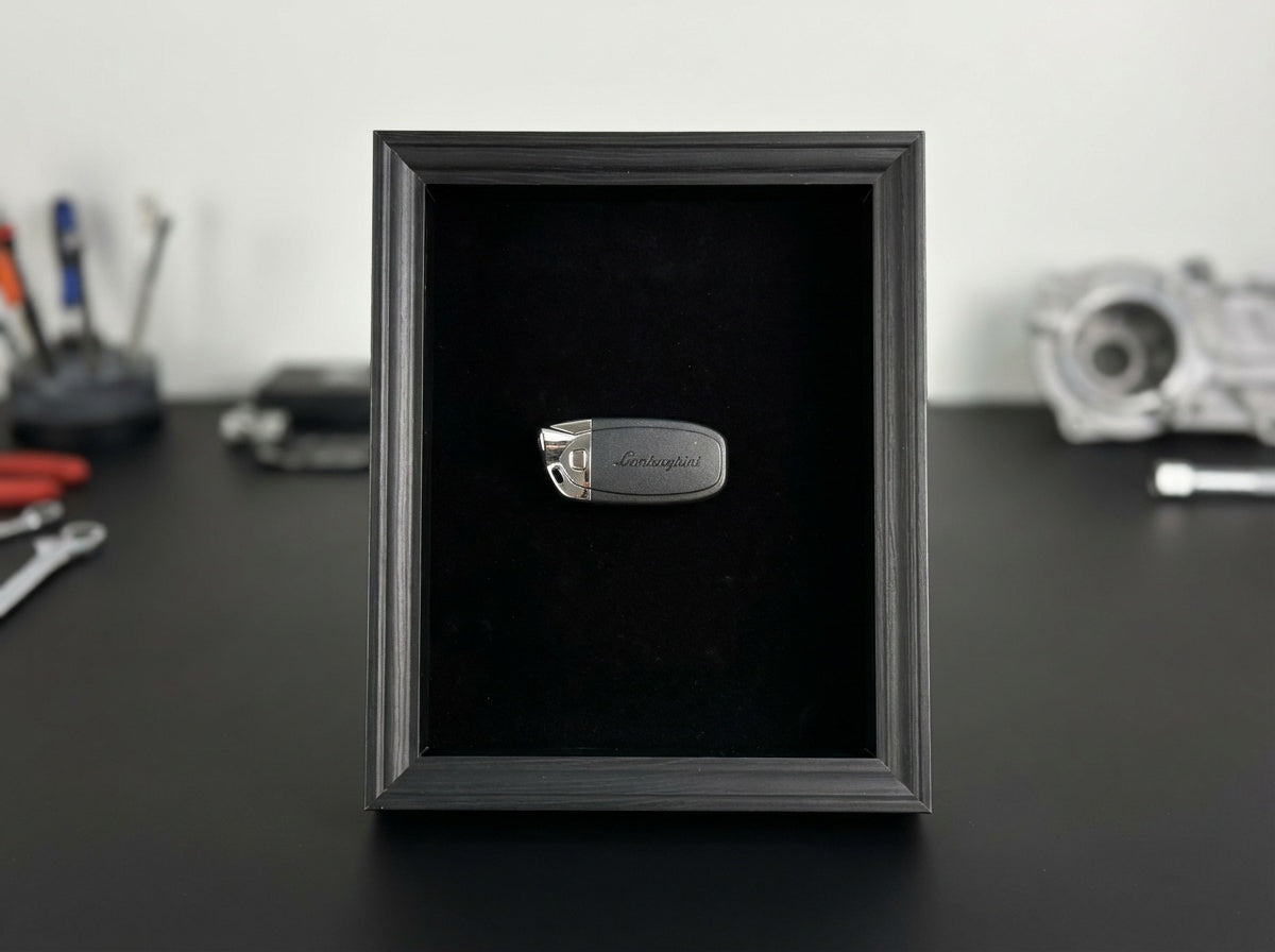 Lamborghini Schlüssel Rahmen Alcantara